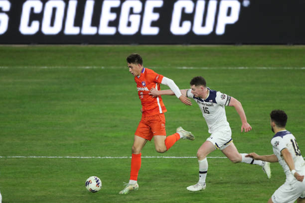 发巨大争议 发巨大争议